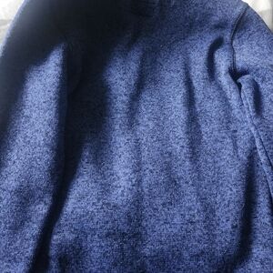Roots half-zip